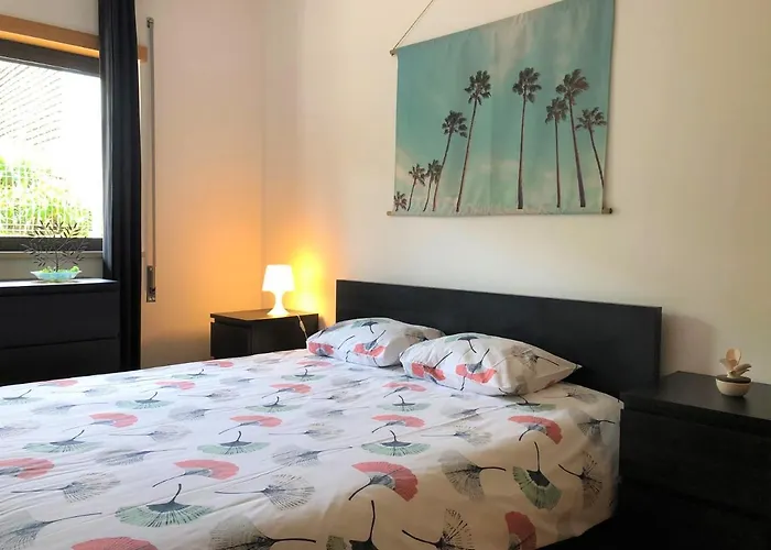 Mar Com Parking Nazaré